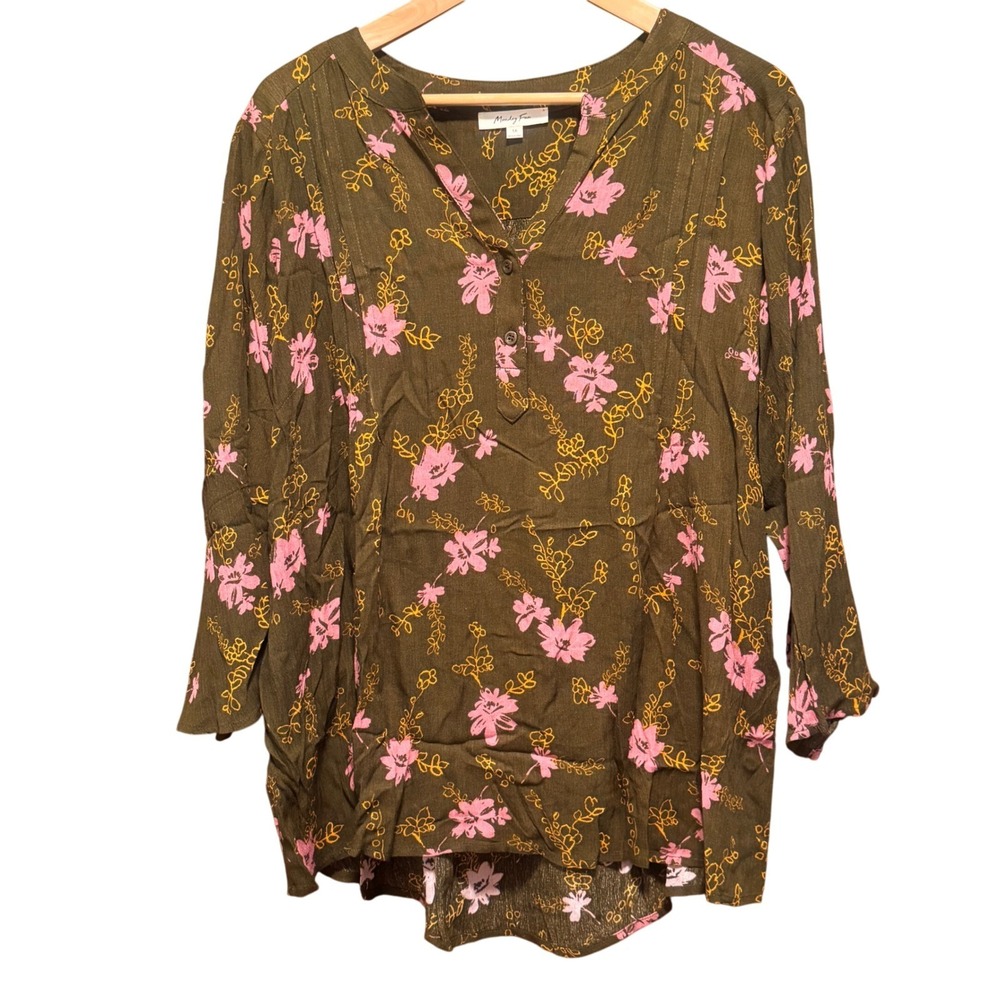 Monday Fun Olive Green Pink Floral Rayon Split Neck Blouse Plus Size 1X FD86649S